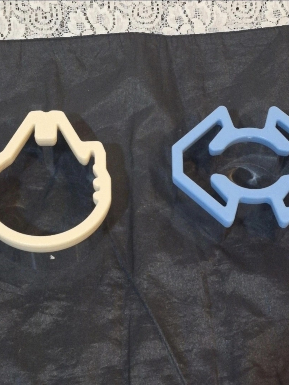 Star Wars Sandwich Cookie Cutters Millennium Falcon TIE Fighter